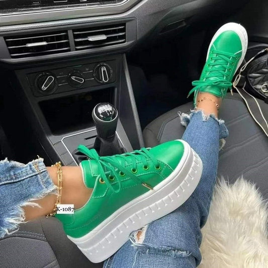 Women's Casual Platform Sneakers - Chic Flat Shoes for Everyday Style